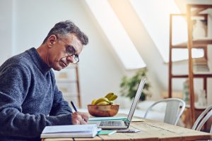 SEC confirms Reg BI and Form CRS compliance date and adds them to exam priorities SEC confirms Reg BI and Form CRS compliance date and adds them to exam priorities